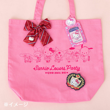 シナモロール 刺繍バッジ（Sanrio Lovers Party）
