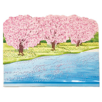 グリーティングカード 春　透明素材水面に散り桜