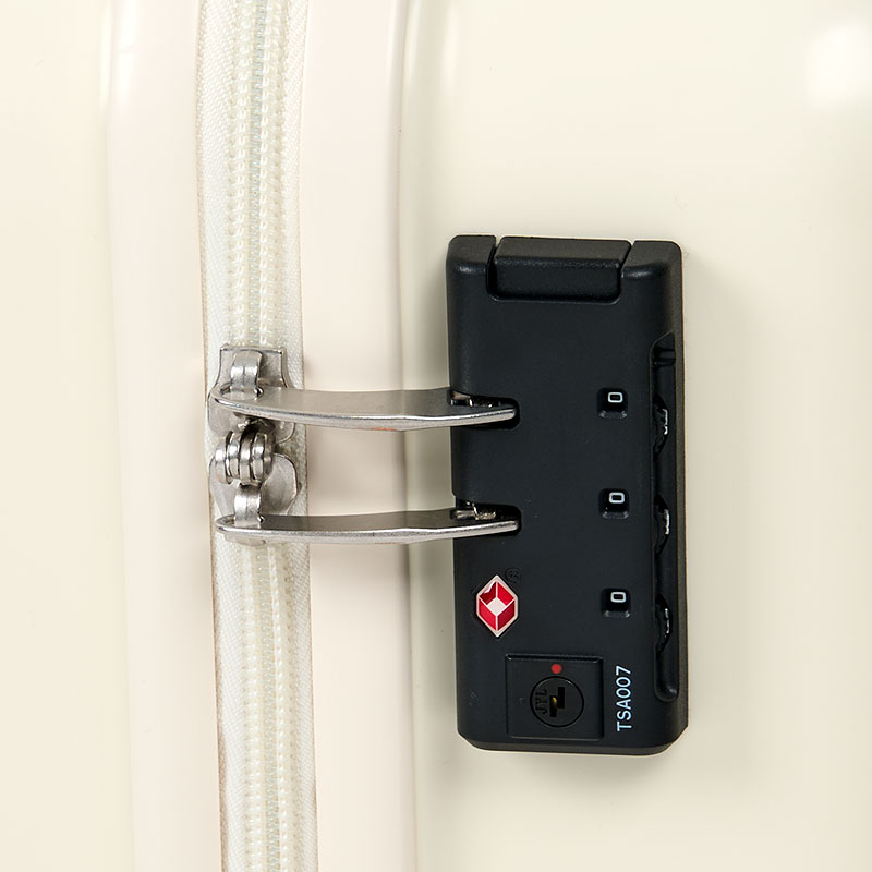 ハローキティ キャリーバッグ 29L