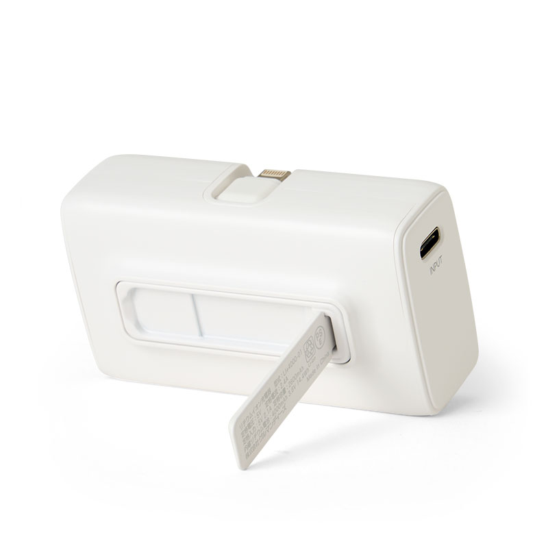 ハローキティ&ハローミミィ Lightning/Type-C コネクタ付き リチウムイオン充電器