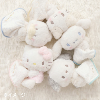 ハローキティ ぬいぐるみ（しろふわ雲でおひるね）
