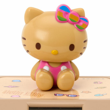 ハローキティ ゆらゆらソーラーマスコット（日焼け）