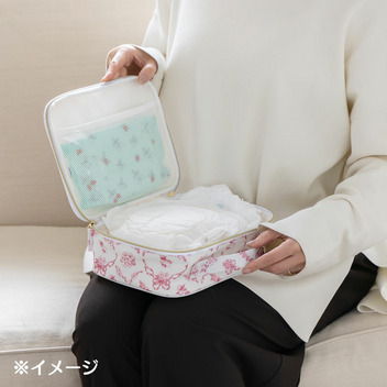 ハローキティ マルチポーチ（Sanrio Baby）