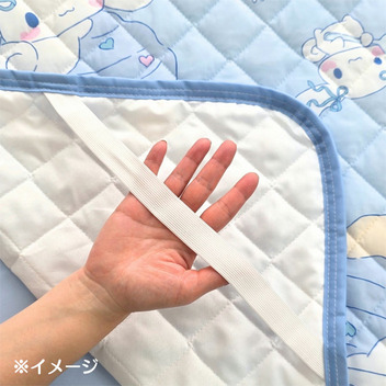 シナモロール 冷感敷きパッド