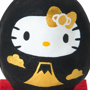 ハローキティ 張り子ダルマ（SANRIO JAPAN）