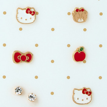 ハローキティ ピアス7個セット