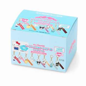 サンリオキャラクターズ シークレット立体キーホルダー風ミニチャーム（Mini Sanrio）