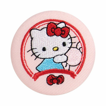 ハローキティ シークレット刺繍缶バッジ（ハローキティ＆タイニーチャム）