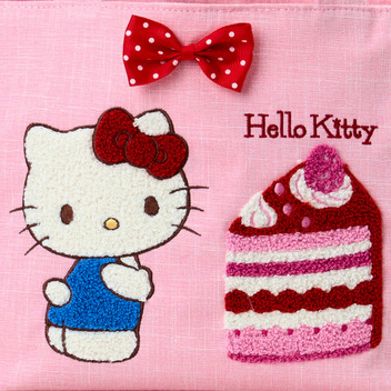 ハローキティ サガラ刺繍トートバッグ（ケーキ）